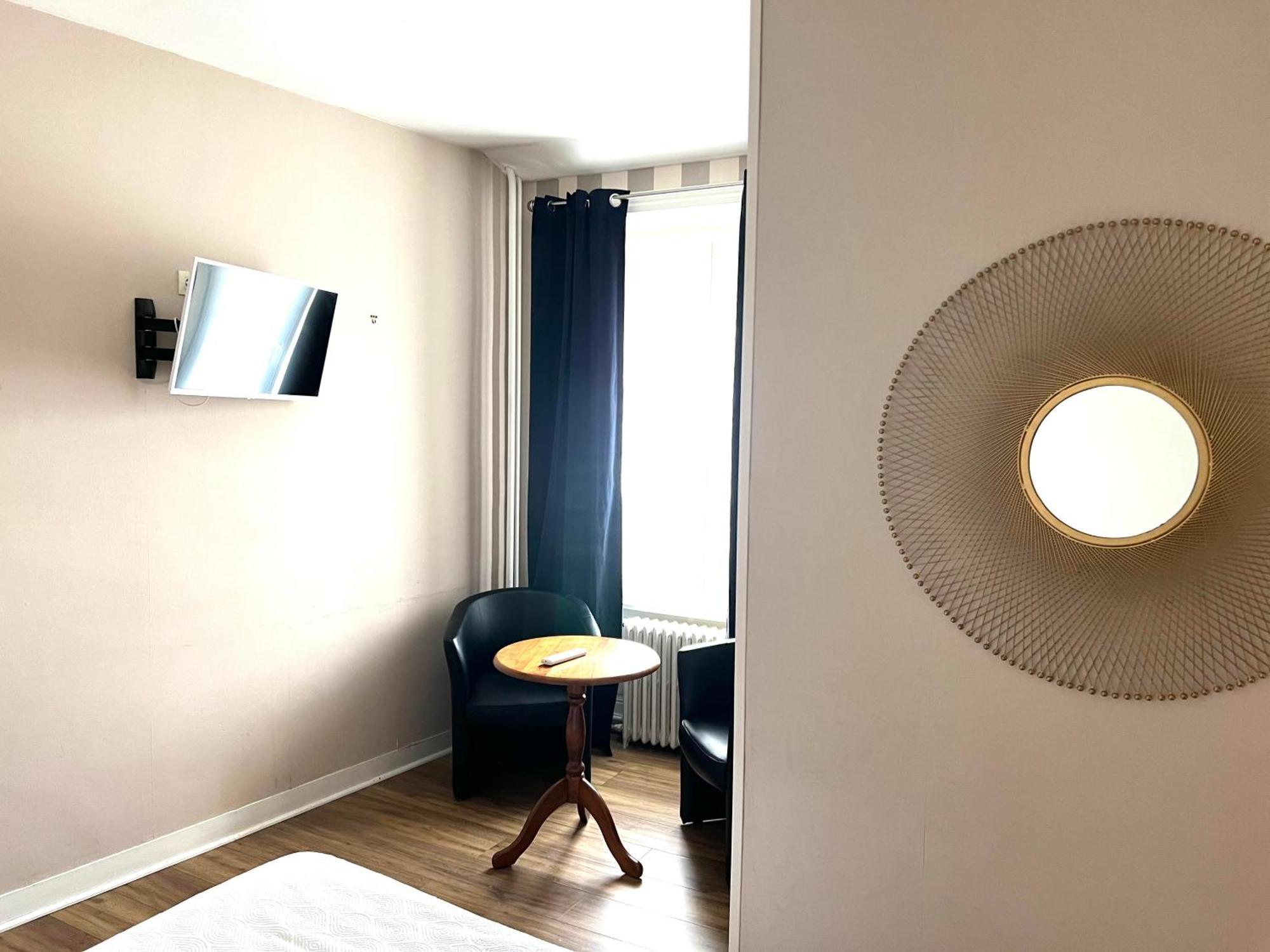 Hotel De La Gare Cherbourg-en-Cotentin Ngoại thất bức ảnh